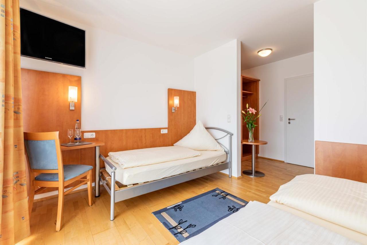 Gasthaus Hotel Ostermeier Attenkirchen Luaran gambar