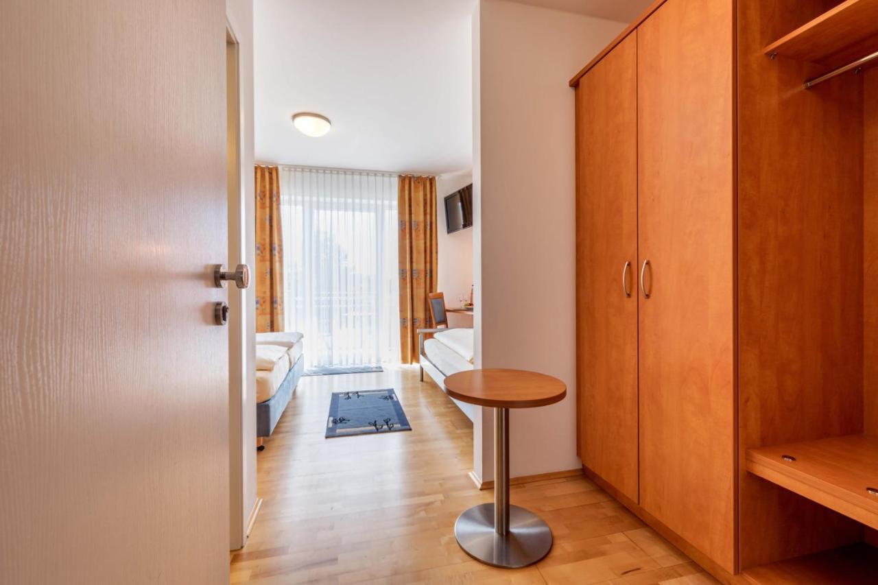 Gasthaus Hotel Ostermeier Attenkirchen Luaran gambar